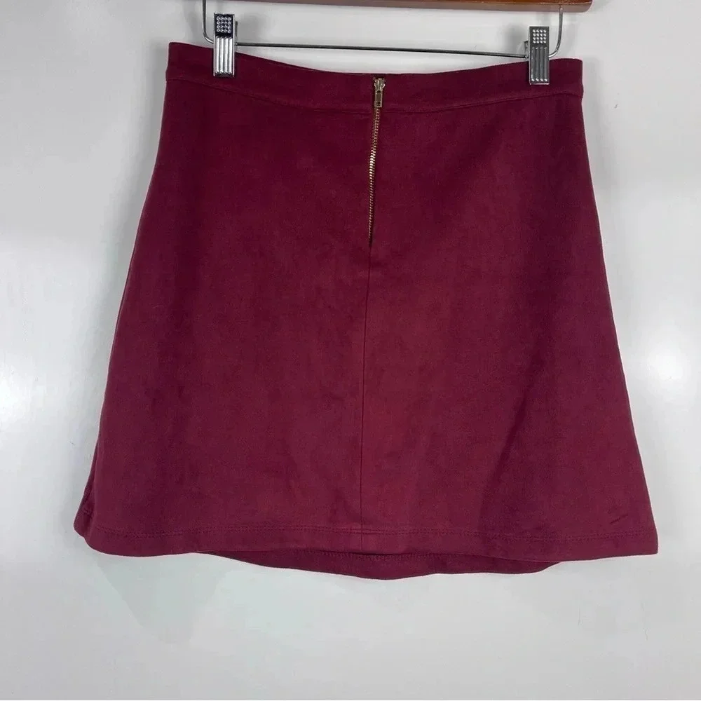 Romeo & Juliet Faux Suede A-Line Mini Skirt Burgundy Women’s Small Boho Chic